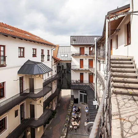 Apartamento Dolná - Mezonetový Na Námestí Pre 4 Banská Bystrica